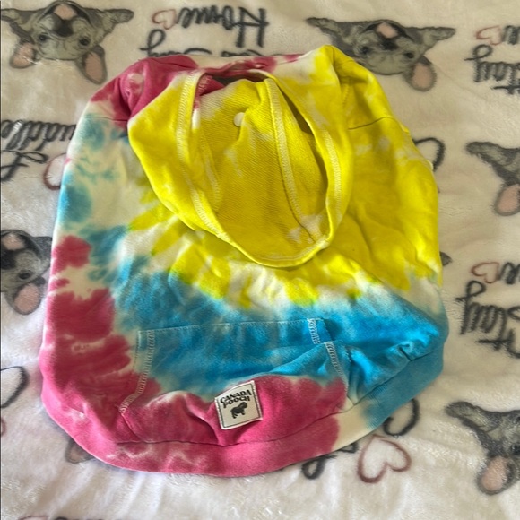 Canada Pooch Yellow, Blue, Pink Size 18 Worn once/washed - Picture 1 of 3